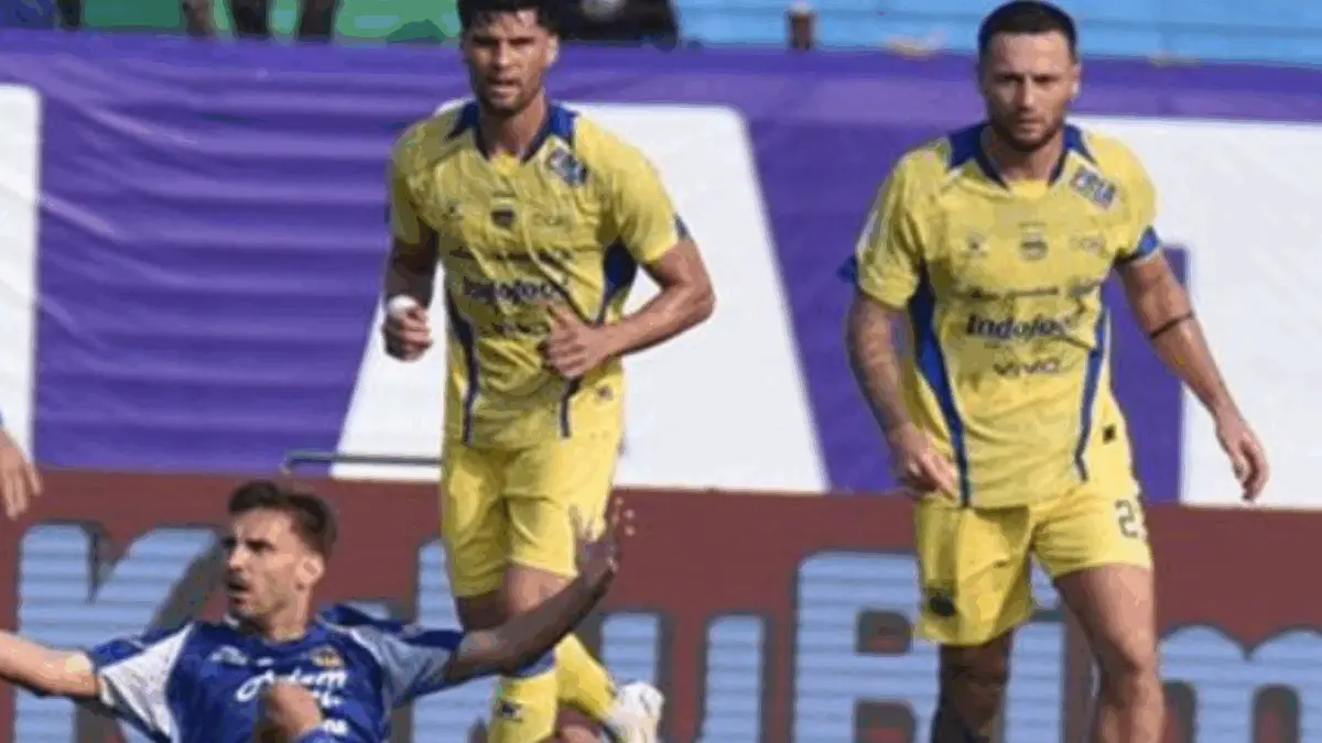 PERSIB Tahan Imbang PSIM di Babak Pertama, Skor Masih 0-0