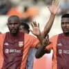 Laga PERSIB vs Borneo FC Ditunda