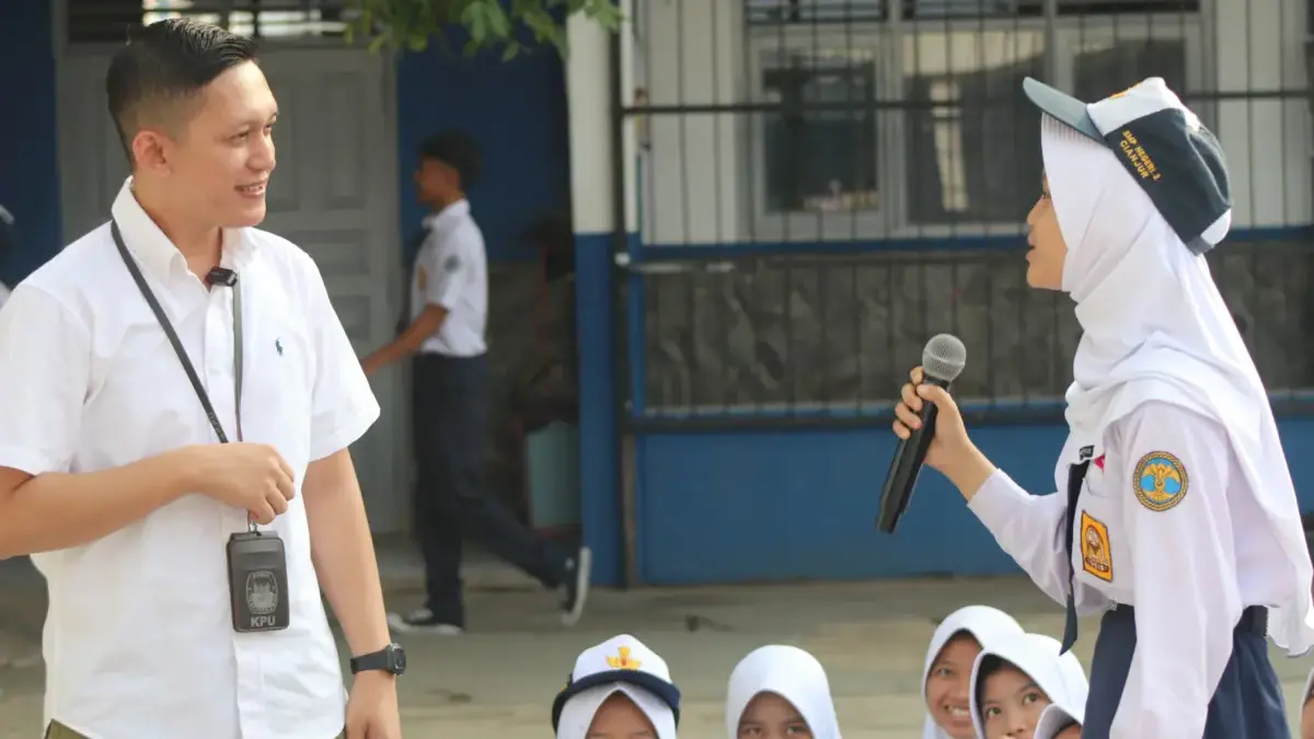KPU Sosialisasi Pendidikan Pemilih Pemula di SMPN 2 Cianjur 