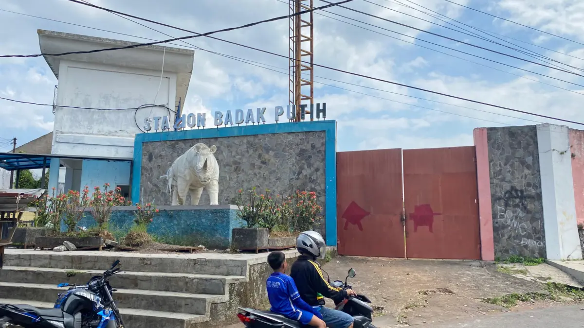 Stadion Badak Putih