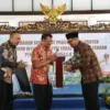 Hutang Petani  Eks Proyek PIR Dihapus, Gubernur Ahmad Luthfi Bagikan 1.065 Sertifikat Tanah