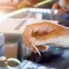 Apakah Bisa Menjual Emas Tanpa Surat?