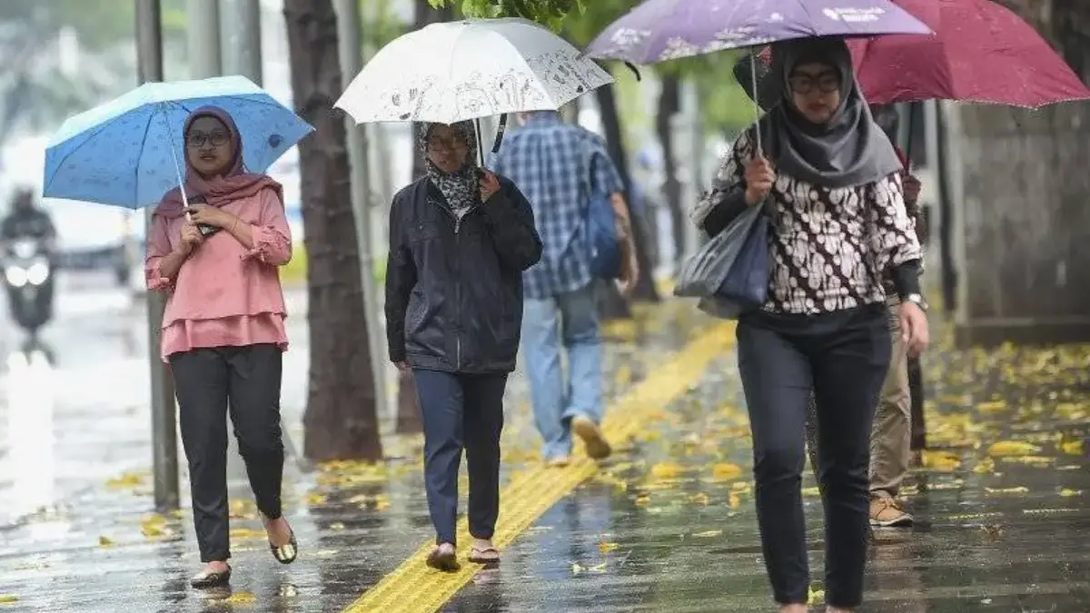 BMKG Waspadai Curah Hujan Tinggi Dasarian III Oktober 2025