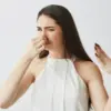 6 Cara Efektif Menghilangkan Bau Badan,