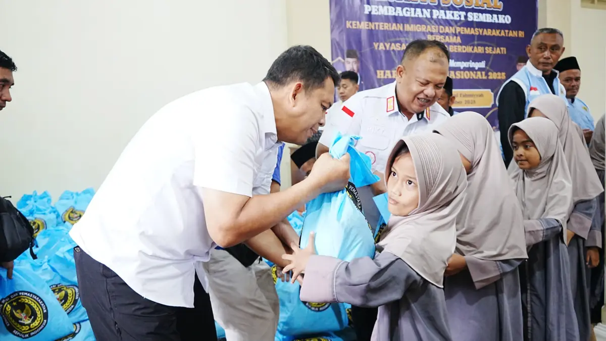 Bakti Sosial