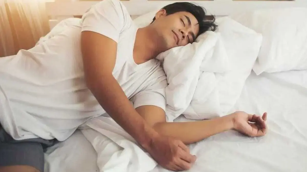 Kenapa Hari Minggu Bikin Mager? Ini Penjelasannya! Banyak orang memilih bersantai