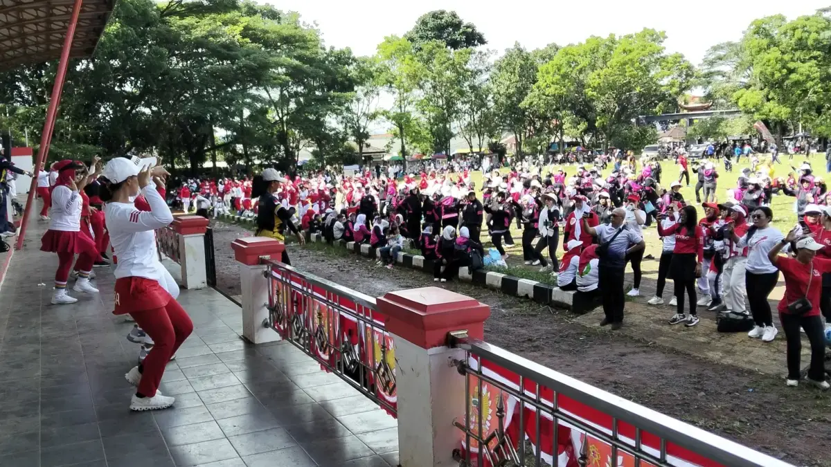 Ribuan Warga Cianjur Antusias Ikuti Senam Holistic Wellness FORSI