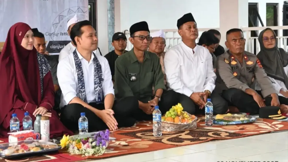 Rembug Warga di Desa Kanoman Cibeber, Bupati Cianjur Fokuskan Percepatan Pembangunan Infrastruktur 2025-2030 Rembug Warga