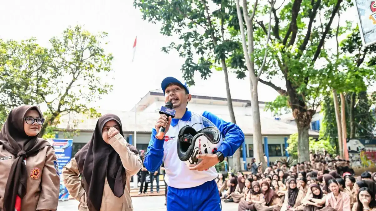 Honda DBL Bandung Hadirkan BeAT on BeAT #Cari_Aman Roadshow, Bangun Kesadaran Safety Riding Pelajar Honda DBL West Java - East 2026