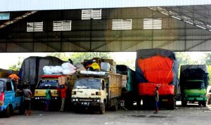 Tarif Angkutan Barang Turun 8 Persen Angkutan Barang