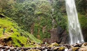 Bupati Penertiban Pedagang Curug Cimahi