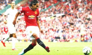 Falcao Coba Yakinkan Fans United Falcao - Man United
