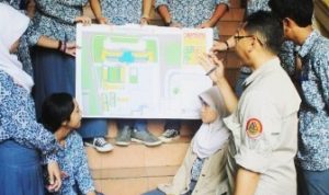 Pelajar Siaga Bencana Pelajar Tanggap Bencana - SMAN 3