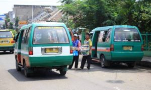 Penurunan Tarif Angkot Tunggu SK Walikota
