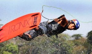 Atlet ski air Pelatnas Alex Hanif - bandung ekspres