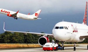 Lion Air Gawat LION AIR - bandung ekspres