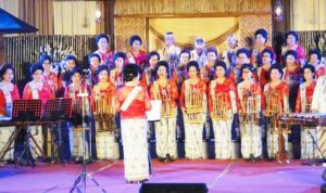 Lestarikan Bahasa Ibu - bandung ekspres