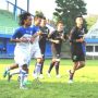 Persib Latihan - DJANUR - bandung ekspres