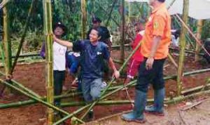 Rumah Hunian Sementara - bandung ekspres