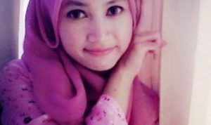 Yanti Hardianti - Mojang Biru