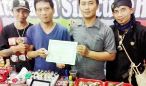 Lelang dan Kontes Batu Akik Jadi Acara Puncak pemenang kontes (batu virus persia) - bandung ekspres