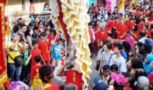CAP GO MEH- bandung ekspres