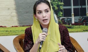 DPR Fraksi PDIP Rieke Diah Pitaloka - bandung ekspres