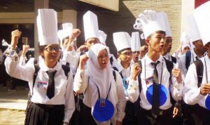 UPI Cari Rektor Baru MASA PENGENALAN KAMPUS UPI - bandung ekspres