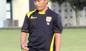 Yaya Maksimalkan Speed dan Aerobic Endurance PELATIH fisik Persib Bandung Yaya Sunarnya - bandung ekspres