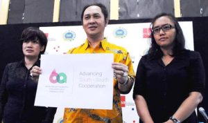PELUNCURAN LOGO KAA - bandung ekspres