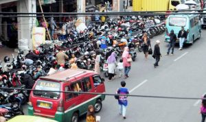 Parkir Liar - bandung ekspres