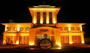 Pemkot Cimahi - Earth Hour Internasional - bandung ekspres