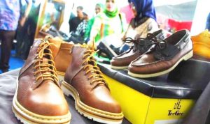 Pengusaha Sepatu Cibaduyut Merugi Pengusaha Sepatu Cibaduyut - bandung ekspres