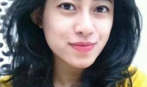 Shinta Hartini Putri - Mojang Biru - bandung ekspres