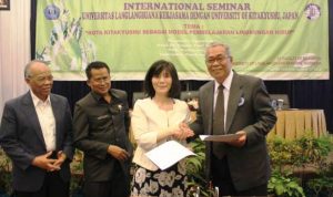 UNLA - bandung ekspres