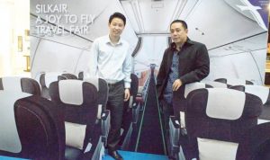 silkair travel fair 2015 - bandung ekspres