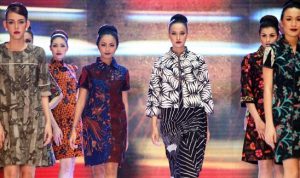Ladies, Baju Batik Trendi Ini Cocok untuk Rayakan Hari Kartini Festival Kartini 2015