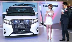 PELUNCURAN ALPHARD