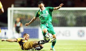 Persebaya vs Mitra Kukar