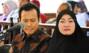 Sidang Bupati Karawang non aktif Ade Swara