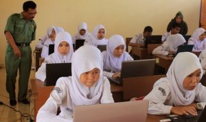 4 Sekolah Siap UN Online UN Online