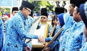 Cimahi Masuk 10 Kota Terbaik penghargaan Satyalencana Karya Bakti Praja Nugraha