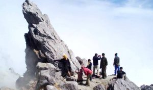 Awal-Mula-Pendakian-Erri-Yunanto-dkk