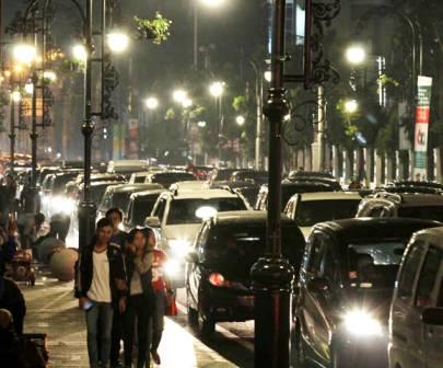 CFN Asia Afrika - bandung ekspres