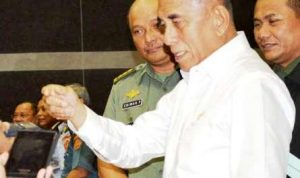 Menteri Pertahanan Ryamizard Ryacudu - bandung ekspres