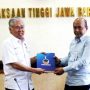 Penyerahan berkas kepala daerah DPP Nasdem ke Kejati - bandung ekspres