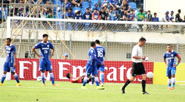 Persib vs Kitche