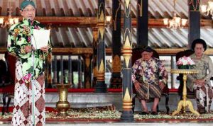 Sri Sultan Hamengku Buwono X saat menyampaikan sabdatama