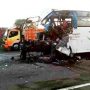 Tabrakan Beruntun Bus dan Tiga Truk