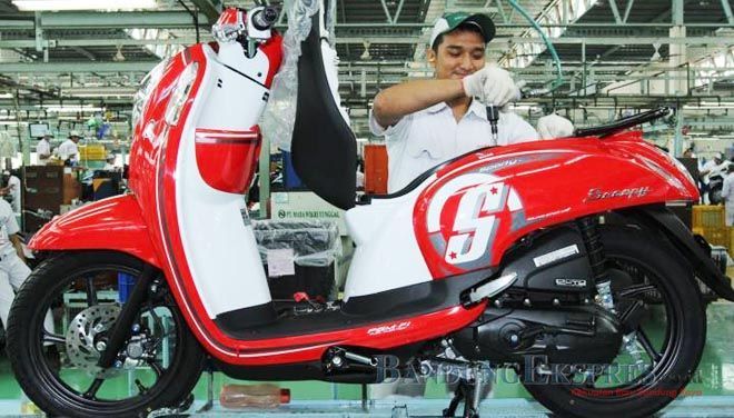 Istimewa DOMINAN: Banyaknya tipe motor Honda yang menawarkan banyak kecanggihan, menjadi daya tarik masyarakat untuk memilikinya.